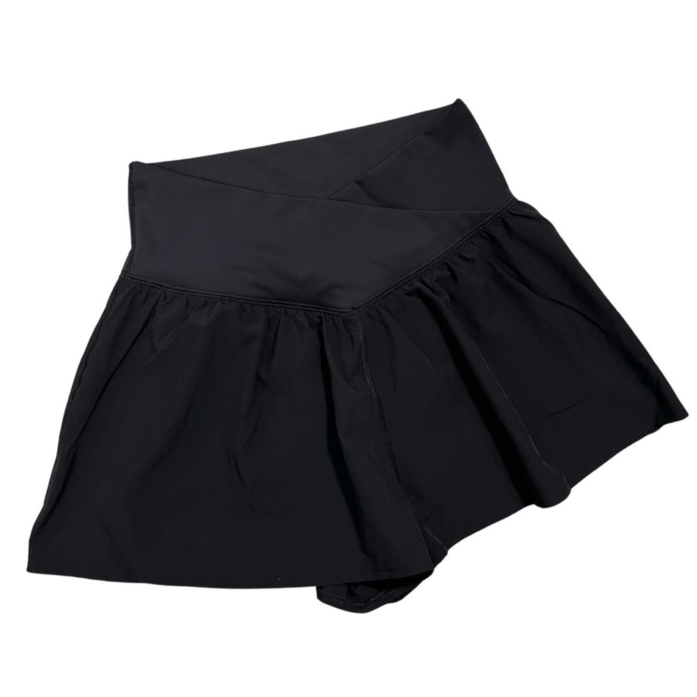 Gottex Flowy Athletic Shorts Womens Medium Black Tennis Golf Ruffle NWT
